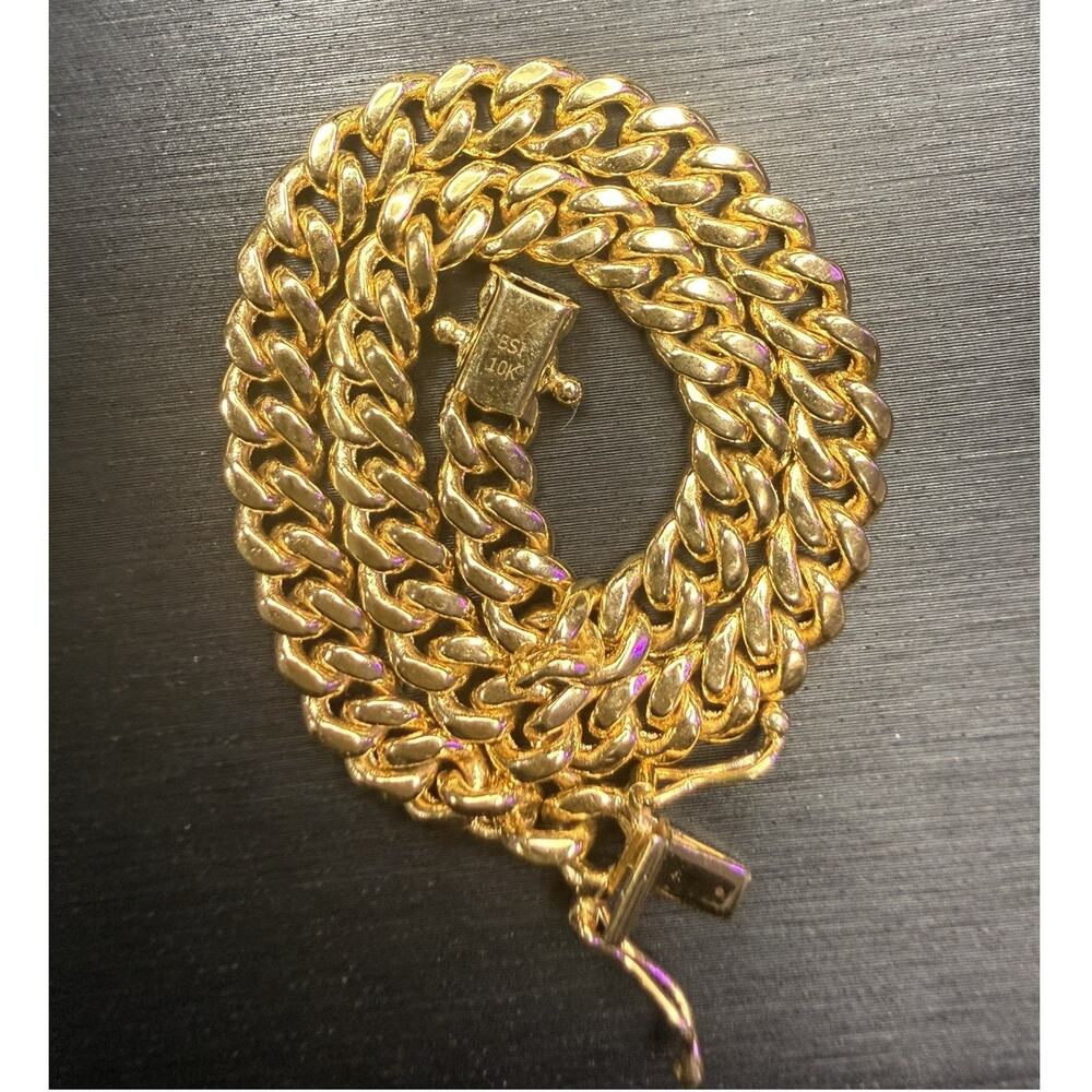 Solid 10k Yellow Italian Gold Miami Cuban Bracelet 8” Long 5.5mm Wide 2.5mm Thic